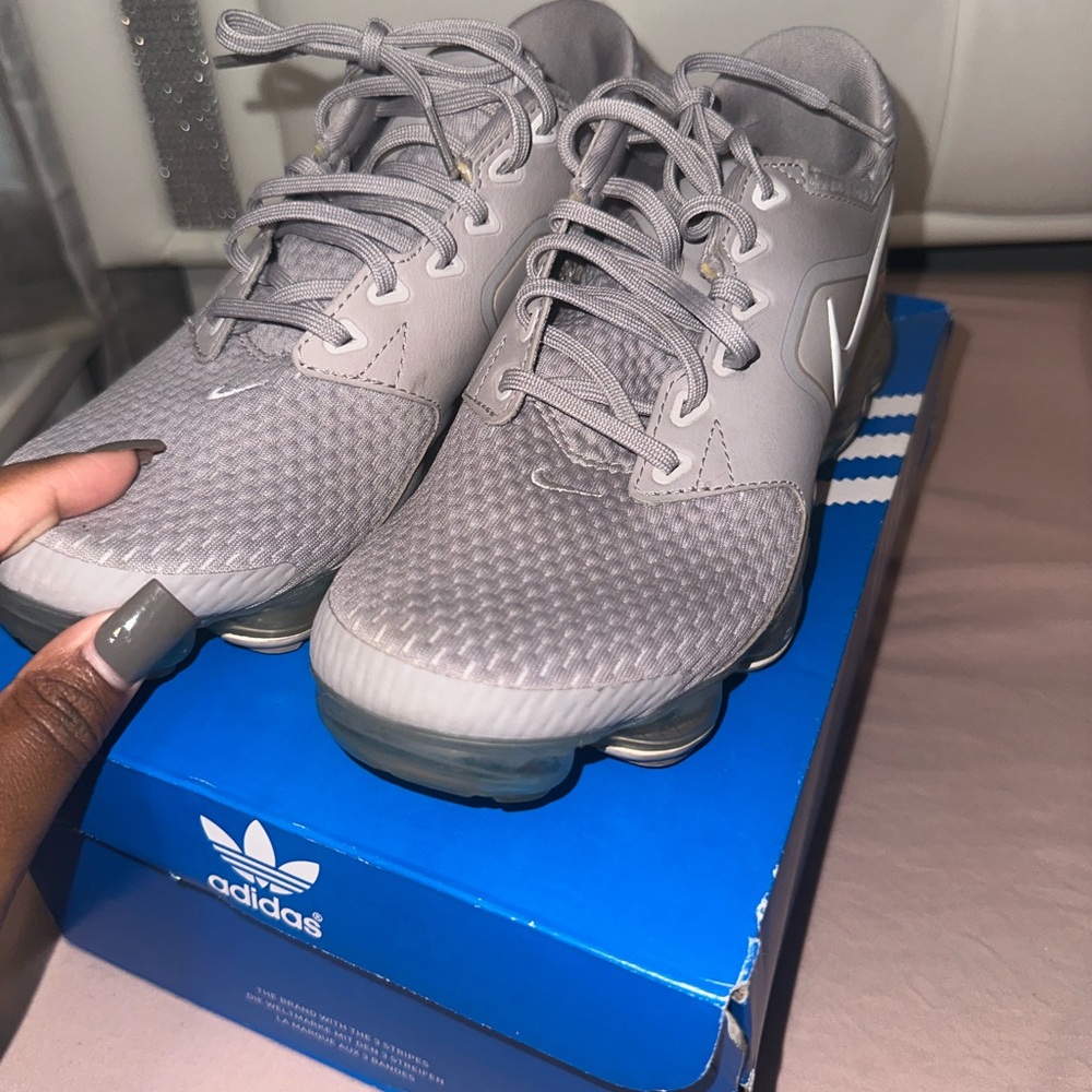 Nike Light Gray Running Shoes